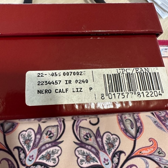 S. Ferragamo- small wallet💐 - Picture 3 of 12